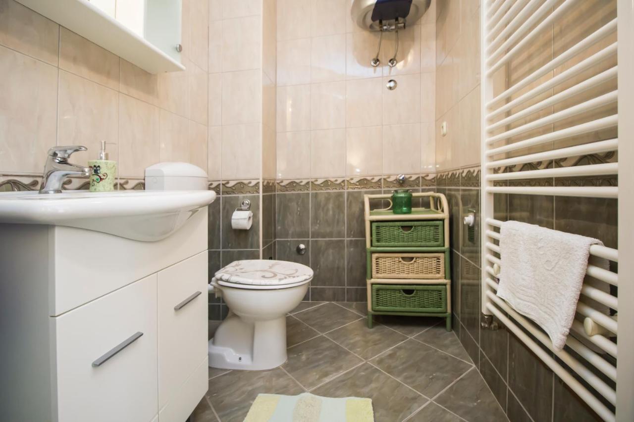 Ferienwohnung House Kvin Baška Voda Exterior foto