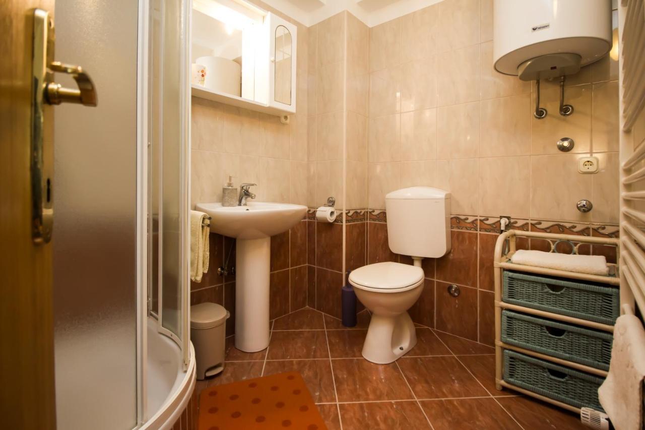 Ferienwohnung House Kvin Baška Voda Exterior foto